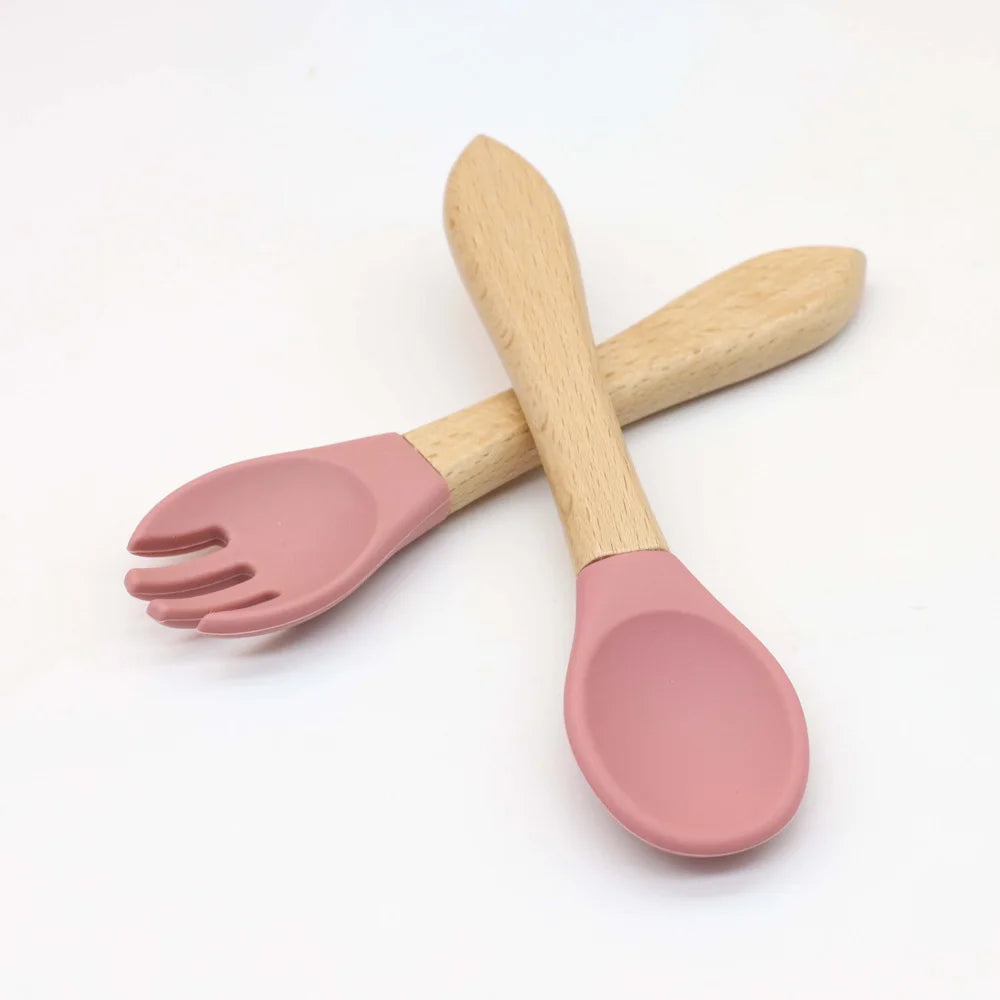 6-Piece Silicone Baby Feeding Set – Bib, Suction Plate, Bowl, Cup & Utensils